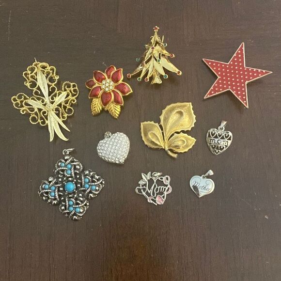 Brooch Pin Pendant Fashion Jewelry Bundle Lot of 10 - Picture 1 of 6